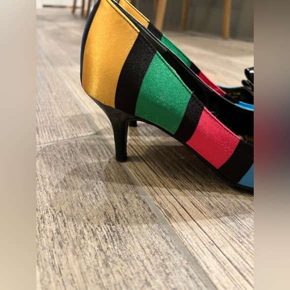 J. Reneé bright color heels - Picture 8 of 14